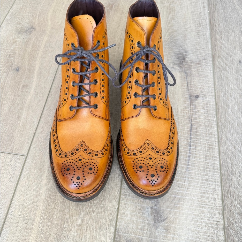 Oxford Wingtip Boots